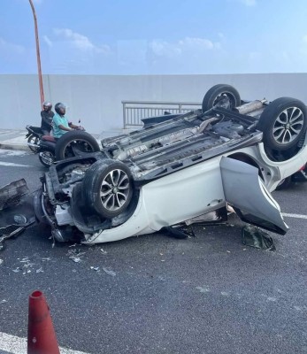 "ދުންޖަހާފައި" ދުއްވުން ހުއްޓުވަން ބޮޑު ޖޫރިމަނާއެކު ވެހިކަލް ވެސް ނަގަންވީ!