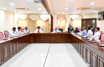 މުއައްސަސާތަކުގެ ވެރިންގެ މާލީ ބަޔާންތައް ބެލުން އޮޑިޓާ ޖެނެރަލާ ހަވާލުކުރަން މެމްބަރުން ދެކޮޅު