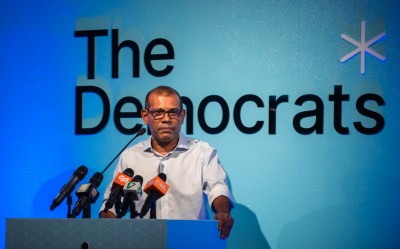 އެމްޑީޕީގެ އެމްޕީން ގުޑަނީ ކޮންޓްރެކްޓަށް، ޕާޓީގެ ތިލަފަތް އޮތީ ޑިމޮކްރެޓްސްގައި: ނަޝީދު