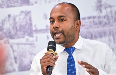 އައްޑޫ އެކުވުމާއި ވަކިވުމުގެ ބަހުސް ނިމޭކަށް ނެތް!