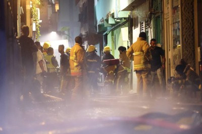 ރޭ ރޯވި އިމާރާތް ތަޅާލަނީ