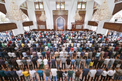 ليلة القدر.. މުޅި ޢުމުރުގައި އަޅުކަންކުރުމާ އެއްވަރު ވަގުތުކޮޅެއް