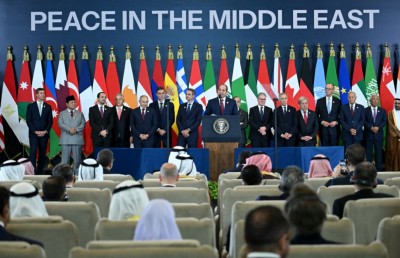 ޣައްޒާގެ ސުލްހައިގެ އެއްބަސްވުމަށް އެމެރިކާ، މިސްރު، ގަތަރު އަދި ތުރުކީން ޖާމިނުވެ ސޮއިކޮށްފި