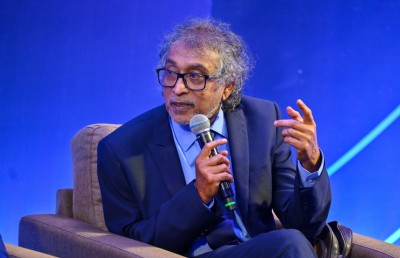 އާތިފަށް ކުރާ ދައުވާ އަނބުރާ ގެންގޮސް ނަސޭހަތުގެ އެއްބަސްވުމެއް ހަދައިފި