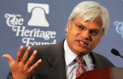 އެމެރިކާއިން އިންޑިއާގެ ކަންކަމަށް ހަމަޖެއްސި އެޑްވައިޒަރު ލިޔުންތައް ދެނީ ޗައިނާއަށް!