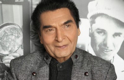 އިންޑިއާގެ މަޝްހޫރު ކޮމެޑީ އެކްޓަރު އަސްރާނީ މަރުވެއްޖެ