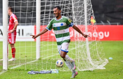 ސެންޓޭގެ ހެޓްރިކުން ވިކްޓަރީ ބަލިކޮށް ނިއު އަށް އެއްވަނަ!