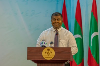 ވަޒީރު ވިދާޅުވެދެއްވީ ރީތިކޮށް ދިވެހި ބަހުން ވާހަކަދައްކާނެ ހަމަތައް