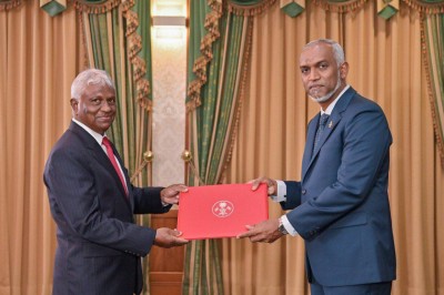 އައްޔަންކުރި ގޮތަށް ވަކިކުރި ފަހުމީ އަލުން އައްޔަންކޮށްފި