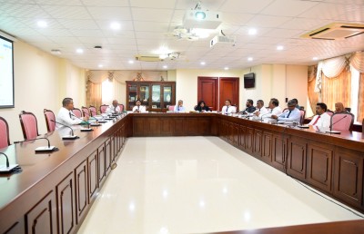 ސިނގިރޭޓު ވައްކަމާ ގުޅޭ 241 ކޮމެޓީގެ ބައްދަލުވުން އެއް ހަފުތާ ފަސްކޮށްފި