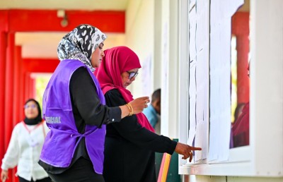 އައްޑޫ ވޯޓު: ސިޓީ ކައުންސިލުން ވަކިވާން ފޭދޫ ދެކޮޅު، ހުޅުދު އާއި މީދޫ ބޭނުންވަނީ ވަކި ދެ ކައުންސިލެއް!