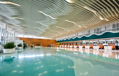 މޫނު ނިވާކޮށްގެން ތިބި ބަޔަކު ބީއެމްއެލްގެ ފައިސާތަކެއް ފޭރިގެންފި