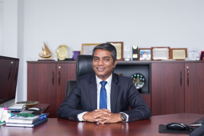 ކޮމަންވެލްތު އިންވެސްޓްމަންޓް ކައުންސިލްގެ އޮފީހެއް ރާއްޖޭގައި ގާއިމުކޮށް، ޗެއާއަކަށް ޖަނާހް