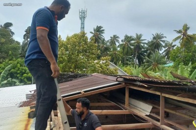 ގަދަ ވިއްސާރައިގައި މަރަދޫ ފޭދޫ ގެއެއްގެ ފުރާޅު އެއްލާލައިފި