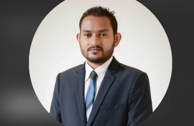 ޓްރައިބިއުނަލަށް ދިއުމުގެ މާ ކުރިން ޔާމީންގެ މަގާމު އޮތީ އުވާލާފައި: އެޗްޑީސީ