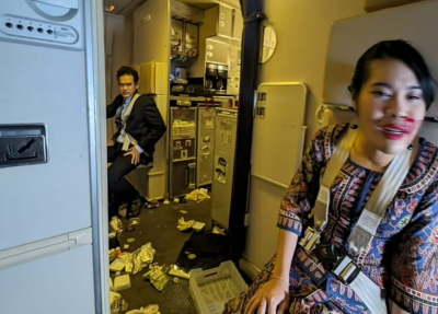 ސިންގަޕޯ އެއާލައިންސްގެ މަންޒަރުތައް ބިރުވެރި؛ ސީޓްބެލްޓުގެ މުހިންމުކަން ދައްކުވައިދިން