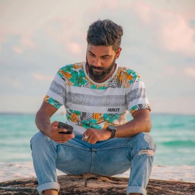 ކޮޅުވެއްޓި ބަންޑުންޖަހާލުން: ދިވެހި ޒުވާނާ ވެސް ނިޔާވެއްޖެ