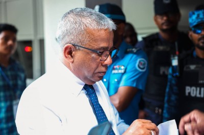 ކުރީގެ މެންބަރު މުސްތަފާއަށް އެއް މިލިއަން ރުފިޔާ ދައްކަން އަކްރަމްގެ މައްޗަށް ހުކުމެއް