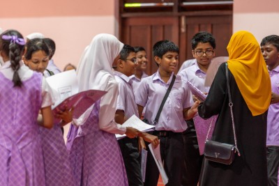 ދަރިވަރުންގެ ޓެކްސްޓު ފޮތްތައް ބެހުން ދަނީ ކުރިއަށް: މިނިސްޓްރީ