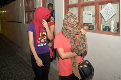 ސެލޫނެއްގައި ހަށިވިއްކި މައްސަލައެއްގައި ތައިލެންޑުގެ ދެ އަންހެނަކު ހައްޔަރުކޮށްފި