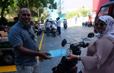 ދިވެހިން ތިބީ ކޮން ލީޑަރެއްގެ ފަހަތުގައި ކަން ހުކުރު ދުވަހުގެ ރޭ ވަރަށް ބޮޑަށް ސާފުވާނެ: އަބްދުއްރަހީމް