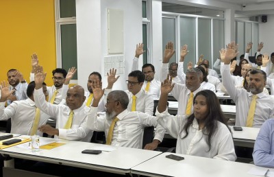 206 މަޝްރޫއަށް ފައިސާ ދިނުން ހުއްޓުވަން އެމްޑީޕީން ކޯޓަށް ދަނީ!