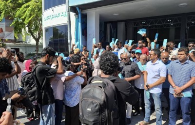 ދިވެހިން ތިބީ ކޮން ލީޑަރެއްގެ ފަހަތުގައި ކަން ހުކުރު ދުވަހުގެ ރޭ ވަރަށް ބޮޑަށް ސާފުވާނެ: އަބްދުއްރަހީމް