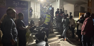 ފޭރެން އުޅެނިކޮށް އަތުލި ހަތަރު މީހުން ވަނީ އެހެންމީހެއްގެ އަތުންވެސް ފޭރިފަ