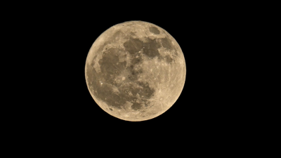 އޭއައި ބޭނުންކޮށްގެން ޗައިނާގެ ލޫނާ ރޯވަރުން ހަނދުގައި"ސެލްފީ"އެއް ނަގައިފި