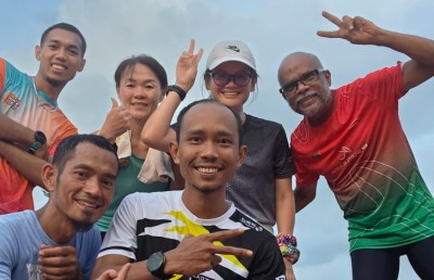 ކުޑަހުސެން ރާއްޖެ ދޫކޮށް މެލޭޝިއާ ޔުނިވާސިޓީއެއްގެ ވަޒީފާއަކަށް