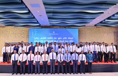 206 މަޝްރޫއެއްގައި ސޮއިކުރުން: ފައިސާގެ މައްސަލައެއް ނުޖެހޭނެ، 21 ދުވަސް ތެރޭގައި ފަށަން ޖެހޭ