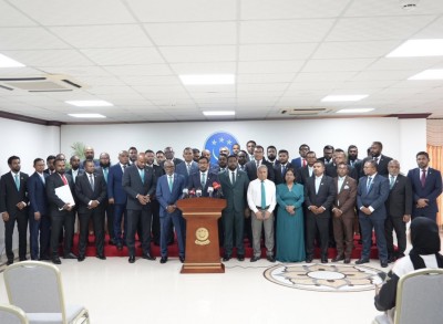 ޖޫން 2ގެ ކުރިން މަޖިލީހުގެ ކޮމިޓީތައް އެކުލަވާލާނަން: ފަލާހް