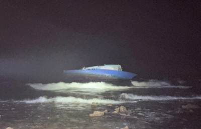 ކާށިދޫ ފަރަށް ބޯޓެއް އަރައި ހިނގި ހާދިސާގައި ބިދޭސީއަކު މަރުވެއްޖެ