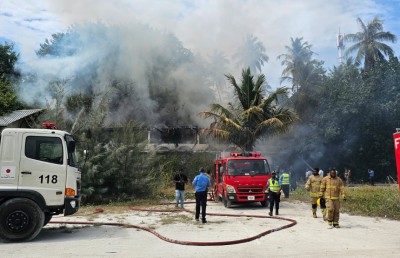ފަރުކޮޅުފުށީގައި ހުރި އިމާރާތެއްގައި ރޯވެއްޖެ