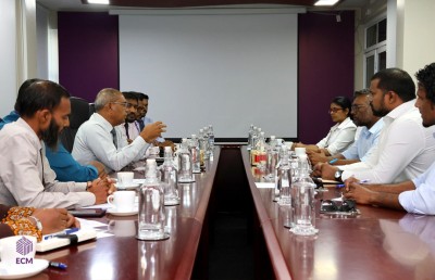 ކައުންސިލް އިންތިހާބަށް ބޯމަތިވާއިރު ވެސް ލާމަރުކަޒީ ގާނޫނަށް ގެންނަ ބަދަލުތައް ހާމަނުކުރާތީ އެމްޑީޕީން ކަންބޮޑުވެއްޖެ