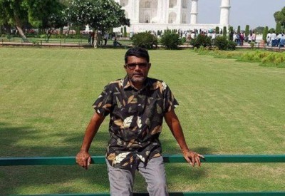 މުސްތަފާ އުފަލުން ފޮޅިފައި، ލައިސެންސް ވެސް ނުނަގަނީސް އަގުބޮޑު ޓެސްލާ ލިބިއްޖެ