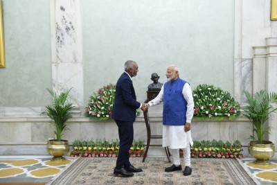 މޯދީ، ރައީސް މުޢިއްޒަށް އީދު ތަހުނިޔާގެ މެސެޖެއް ފޮނުއްވައިފި