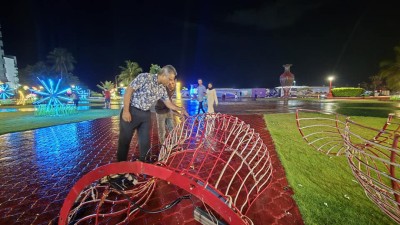 އީދަށް ޖެހި ލައިޓްތަކުގެ ކޭބަލްތަކެއް ވެސް ވަގަށް ނަގައިފި