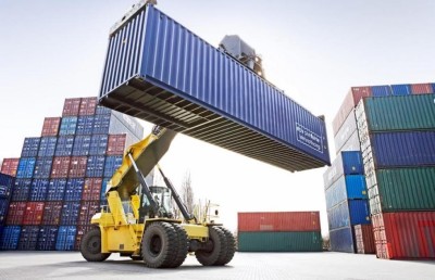 ބަލިކަށި މަގަތުފާލަމަކާ ހެދި ވިޔަފާރި ބަނދަރު ބޮޑު ރިސްކެއްގައި!