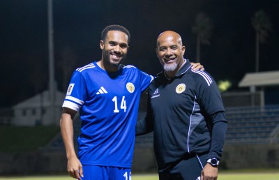 ދޮޅުލައްކަ އާބާދީގެ ކުޑަކުޑަ ގައުމުގެ ވޯލްޑް ކަޕް ދަތުރުގައި ދެބަފައިން!