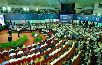 ތިން ކޮޓަރީގެ ފްލެޓްތަކުގެ ކުލި 10،000 ރުފިޔާއަށް ވުރެ ބޮޑެއް ނުވާނެ: ރައީސް