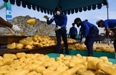 ޑްރަގް ވިޔަފާރީގައި އުޅޭ މީހުން ދެނެގަންނަން ލަންކާ ސަރުކާރުގެ އިދާރާތަކުގައި ކޮމިޓީތަކެއް ހަދަނީ