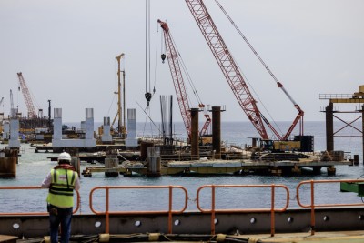 ތިލަމާލެ ބުރިޖުގެ މަސައްކަތް ކުރަމުންދިޔަ މީހަކު މަރުވެއްޖެ