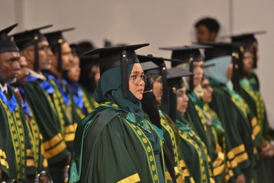 އައިޔޫއެމްއިން މި އަހަރު ތަފާތު ދާއިރާތަކުން 494 ދަރިވަރުން ދަސްވެނިވި