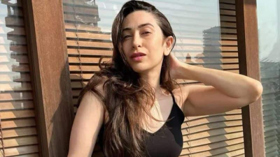 ކަރިޝްމާ ނަށާ ޝޯއެއްގެ ފަނޑިޔާރަކަށް