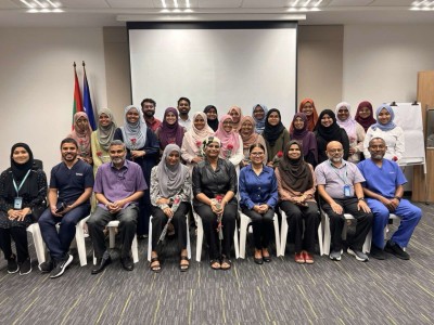 ރާއްޖޭގައި ޑޮކްޓަރުކަން ކިޔެވި ފުރަތަމަ ބެޗުގެ ހުރިހާ ދަރިވަރުން ފާސްވި