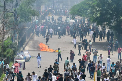 މުޒާހަރާތަކާ ގުޅިގެން، ބަންގްލަދޭޝްއަށް ދަތުރުކުރާ ދިވެހީން ސަމާލުވާން އިލްތިމާސްކޮށްފި