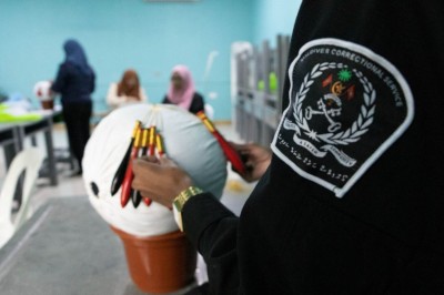 މާފުށީ ޖަލު އޮފިސަރުންނަށް ލިޔެލާ ޖެހުމާއި ކަސަބު ގެތުމުގެ ވޯކްޝޮޕެއް