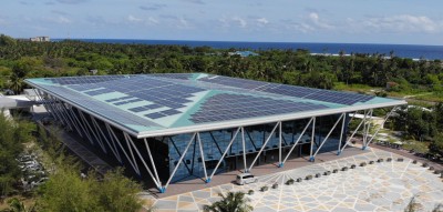 ޕޮލިސް ކޮލެޖުގެ ފަސް ދަރިވަރަކު އައިސީޔޫގައި، އެކަކުގެ ހާލު ސީރިއަސް