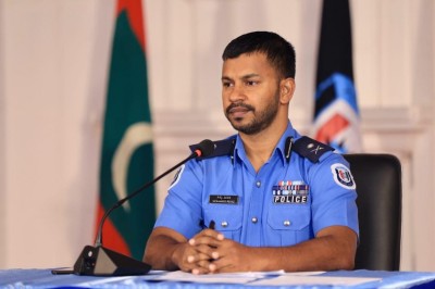 ހާލު ދެރަވެ، އޭސީޕީ ރިޔާޒަށް ފަރުވާދެނީ